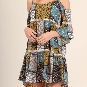 Umgee Dress Cold Shoulder Boho Lace Detail Country Patchwork Print size Large.